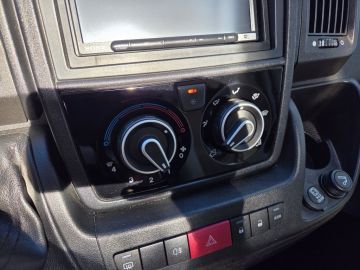 Bürstner BUT660 Luifel | Keuken | Omvormer | Toilet En Douche | Ruim Bed